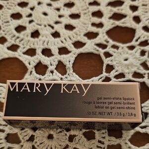 Mary Kay Gel Semi-Shine Lipstick In Berry Couture